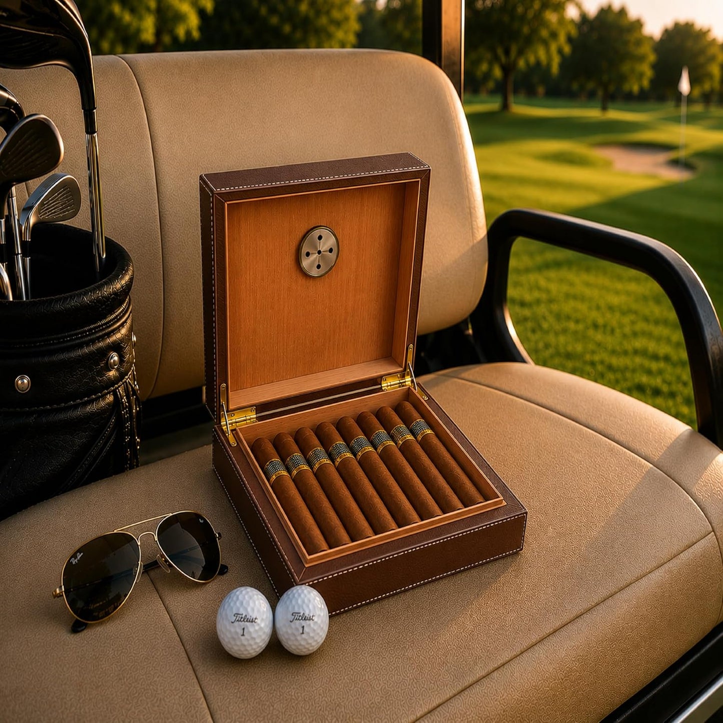 Travel Cigar Humidor Box, Magnetic Fold Over, Vegan Leather and Cedar - East/18Cigar Humidor Box